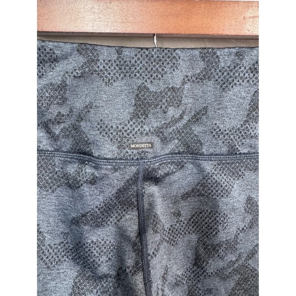 Mondetta Womens Med Gray Camo Activewear Leggings Pockets Workout Athleisure Gym